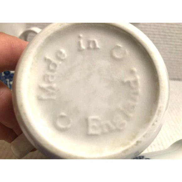 Vintage Churchill Blue Willow Tall Mugs Made in England Set Of 5, Coffee Tea Mug - Picture 4 of 5